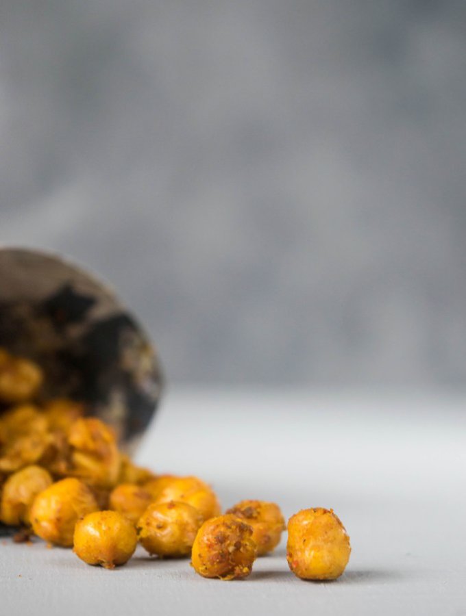Roasted Garam Masala Chickpeas- Healthy Snack